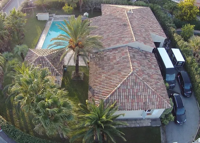 וילה Luxueuse Recente A Raphael De Plain Pied